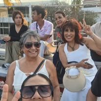 Selfie grupal de viaje